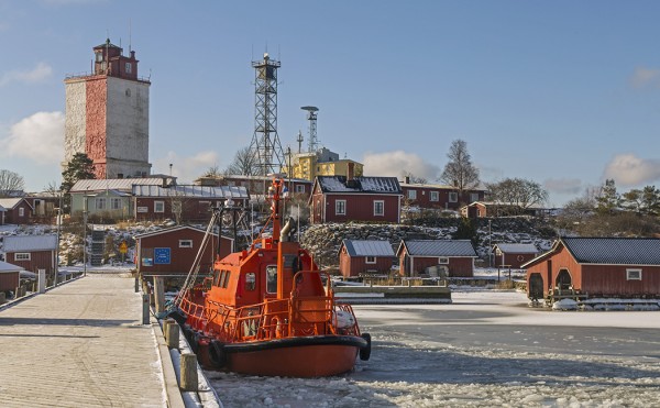 TALVI YLTÄÄ NYT KUNNOLLA UTÖHÖN SAAKKA